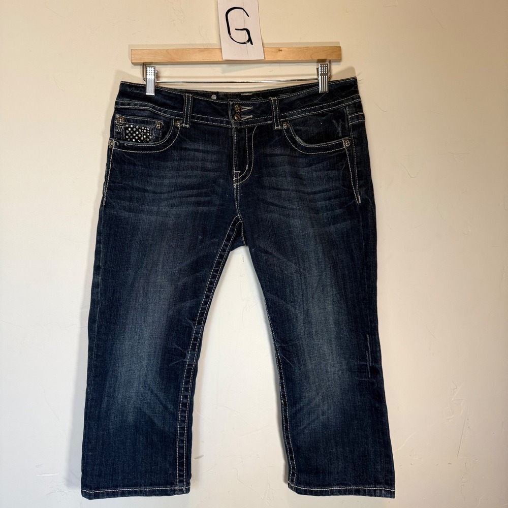 Miss Me Capri Jeans Rhinestone Y2K Dark Wash Blue Size 31